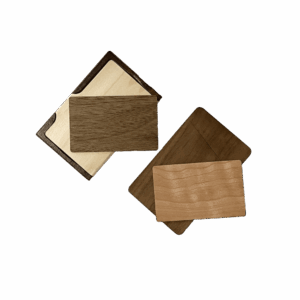 Egyedi NFC fa névjegykártya, tartódoboz és digitális névjegy weboldal